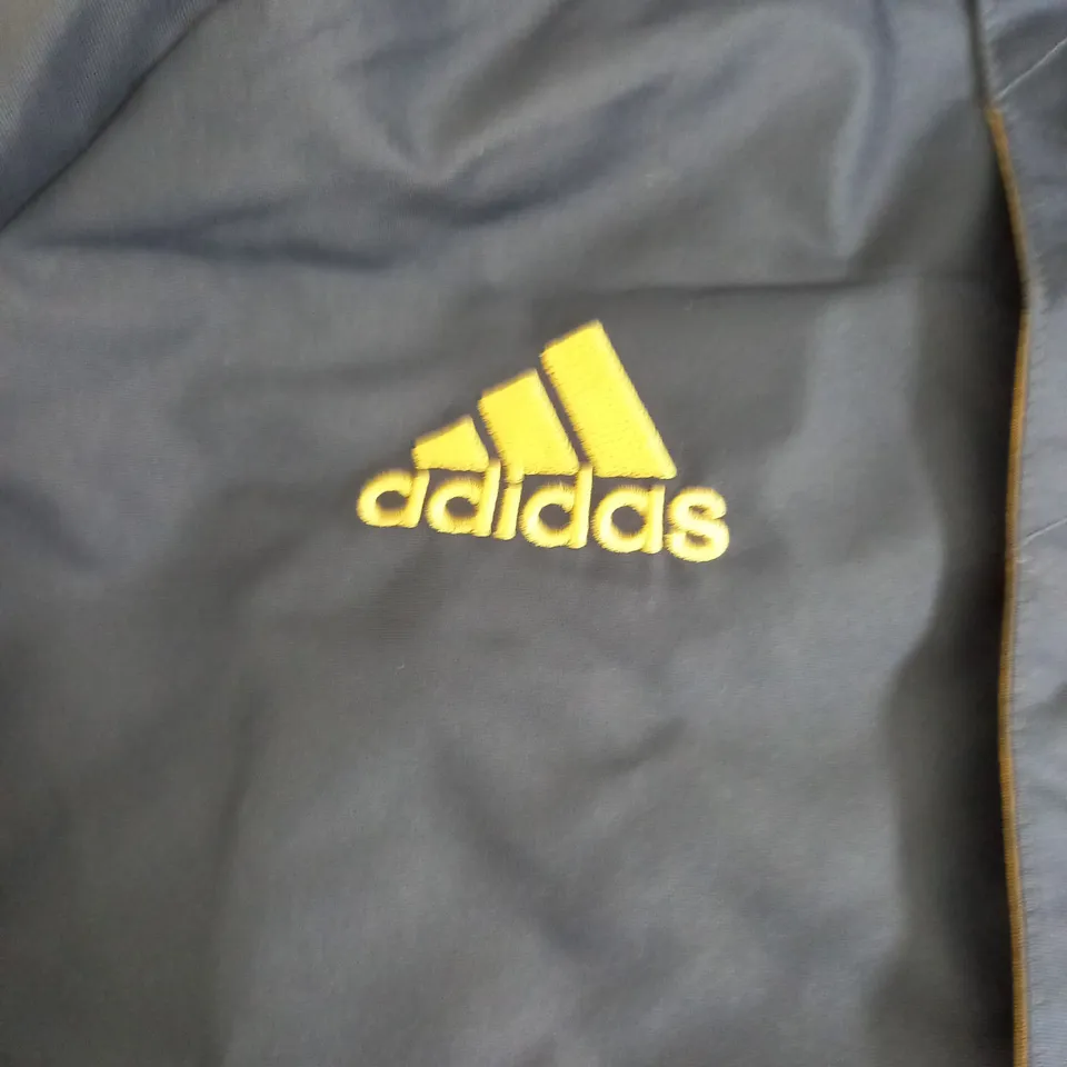 ADIDAS ZIP JACKET IN NAVY - UK MEDIUM