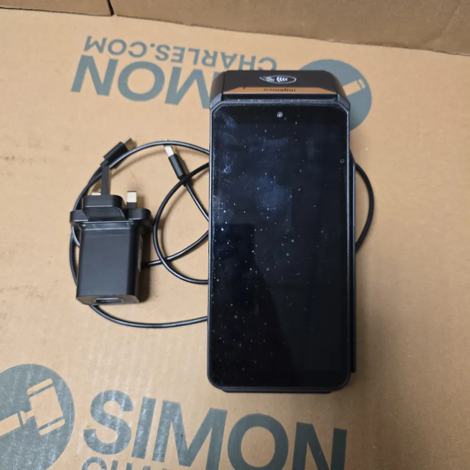 AXIUM DX8000 PAYMENT TERMINAL