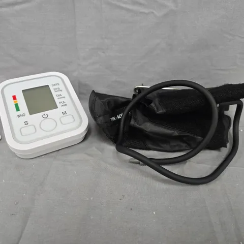 DP-661 DIGITAL BLOOD PRESSURE MONITOR WITH ARM CUFF
