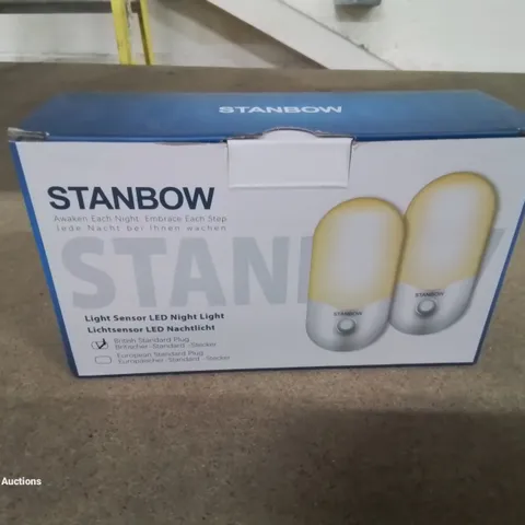 BOXED STANBOW SET OF 2 PLUG IN LIGHT SENSOR NIGHT LIGHTS