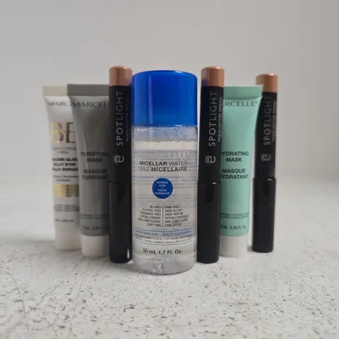 LARGE QUANTITY OF ASSORTED COSMETIC BEAUTY ITEMS TO INCLUDE HYDRATING MASK, HIGHLIGHTER PENCIL, MICELLAR WATER, ETC