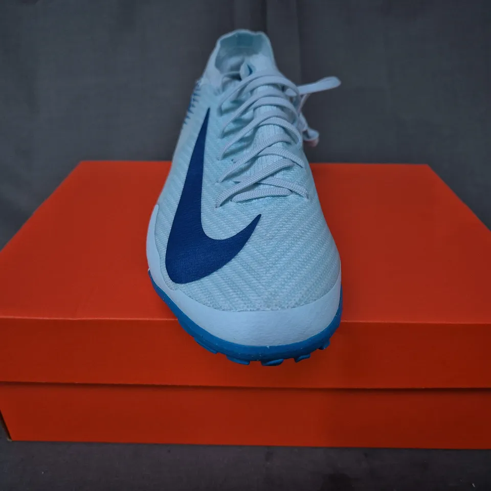 BOXED PAIR OF NIKE ZOOM VAPOR 16 PRO TF SHOES IN GLACIER BLUE/BLUE UK SIZE 7.5