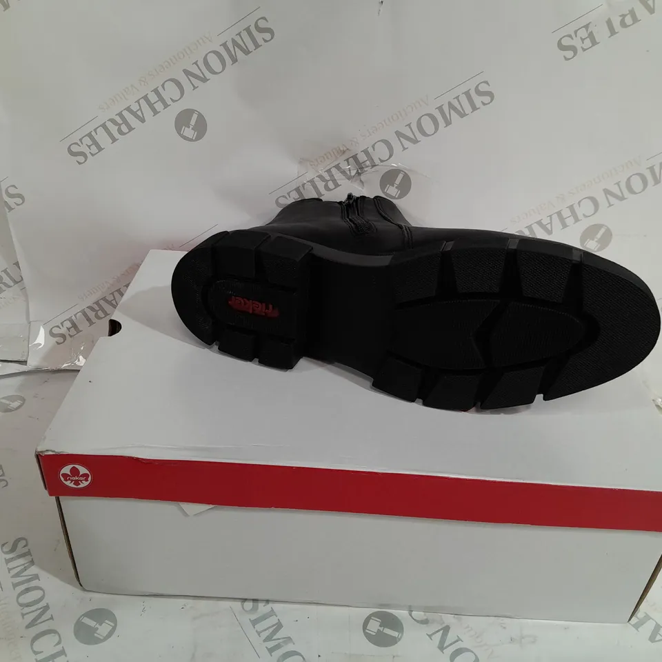 BOXED PAIR OF RIEKER CHUNKY ANKLE BOOTS IN BLACK UK SIZE 6.5