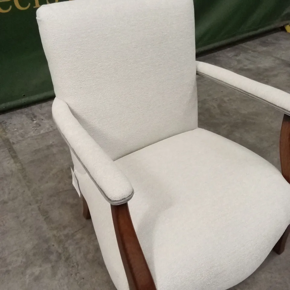 QUALITY HIGH-END DESIGNER FABRIC ACCENT CHAIR