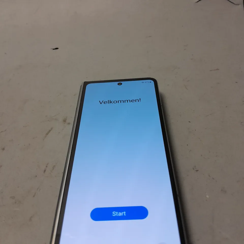 SAMSUNG GALAXY Z FOLD 4