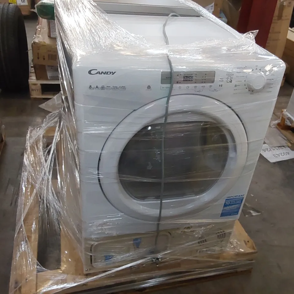 CANDY 8KG FREESTANDING HEATPUMP TUMBLE DRYER AND WHITE SAMSUNG DW60M5050FSEU SERIES 5 DISHWASHER - UNPROCESSED RAW RETURNS