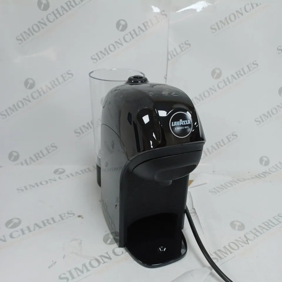 BOXED LAVAZZA TINY COFFEE MACHINE