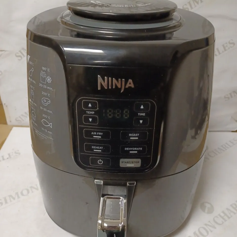 NINJA 3.8L AIR FRYER 