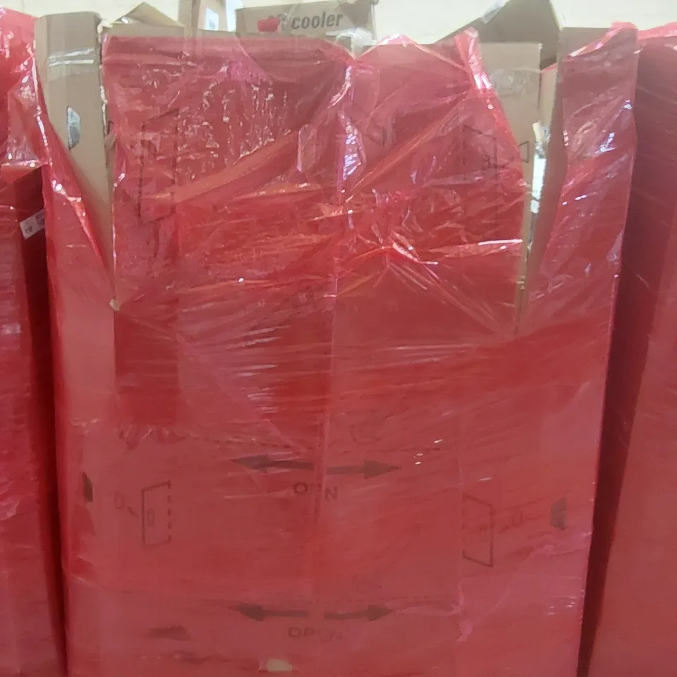 PALLET CONTAINING A VERY LARGE QUANTITY OF ASSORTED ITEMS INCLUDING: AIR COOLER, RUGS, LOVELY DOG CUSHION ECT
