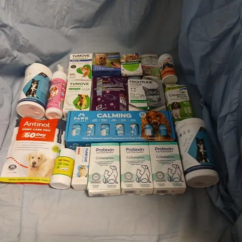 LARGE QUANTITY OF ASSORTED PER CARE PRODUCTS TO INCLUDE; ASSORTED DOG AND CAT VETERINARY MEDICINES & SUPPLEMENTS (FRONTLINE PLUS, CREDELIO PLUS, YUMOVE, ANTINOL, CALMING, PROTEXIN)