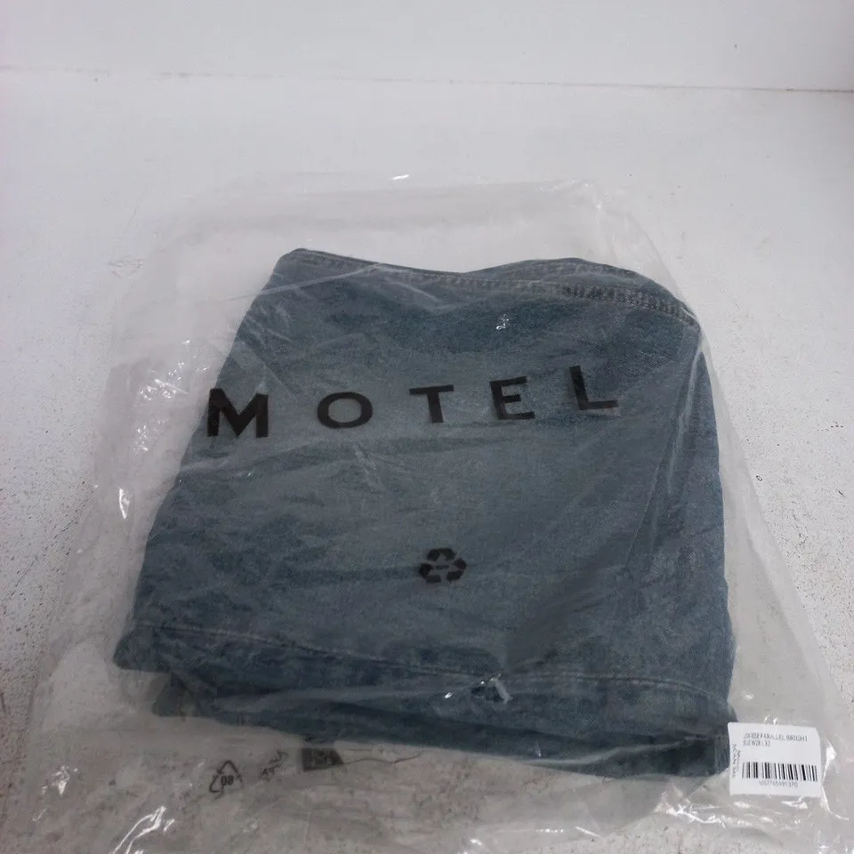 MOTEL LOW RISE PARALLEL BRIGHT BLUE JEANS – UK 10 