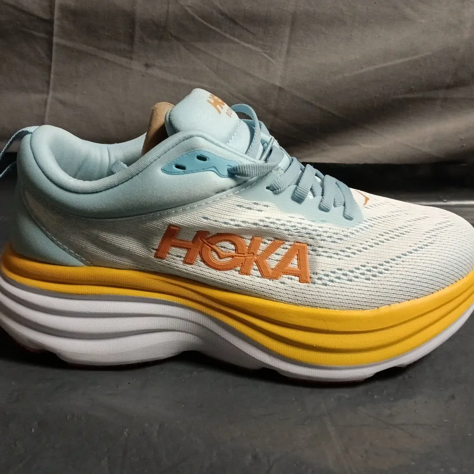 UNBOXED PAIR OF HOKA BONDI 8 RUNNING SHOES – UK SIZE 5