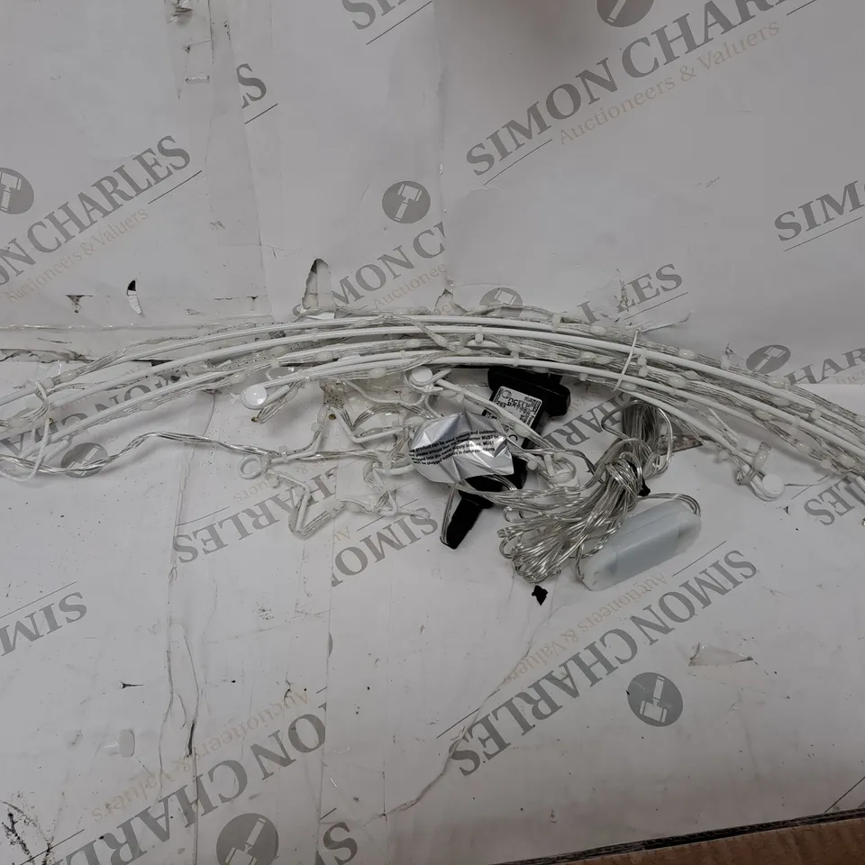 HOME REFLECTIONS INDOOR OUTDOOR PRE-LIT WALL MOUNTABLE TREE