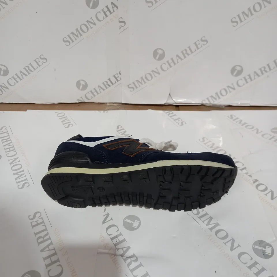 PAIR OF NEW BALANCE 574 TRAINERS - BLUE/WHITE, SIZE 5.5