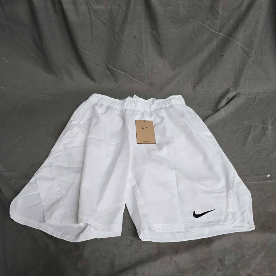 NIKE DRI-FIT SHORTS IN WHITE SIZE S