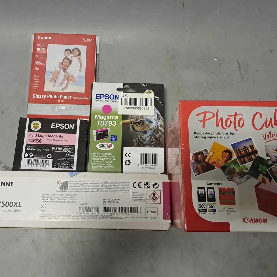 BOX OF APPOXIMATELY 15 ASSORTED ITEMS TO INCLUDE - CANON GLOSSY PHOTO PAPER , PHOTO CUBE , CANON PGI-7500XL ETC