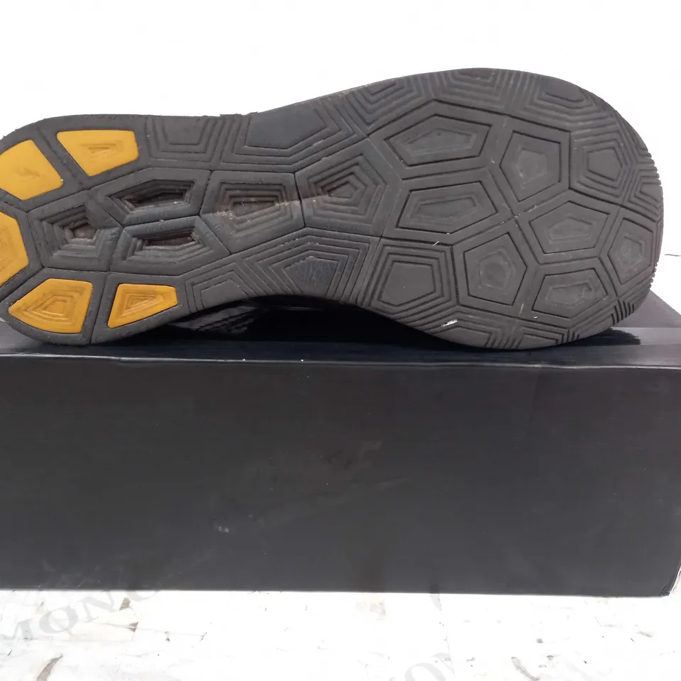 BOXED PAIR OF NIKE ZOOM FLY/GYAKUSOU SHOES IN BLACK/YELLOW UK SIZE 11