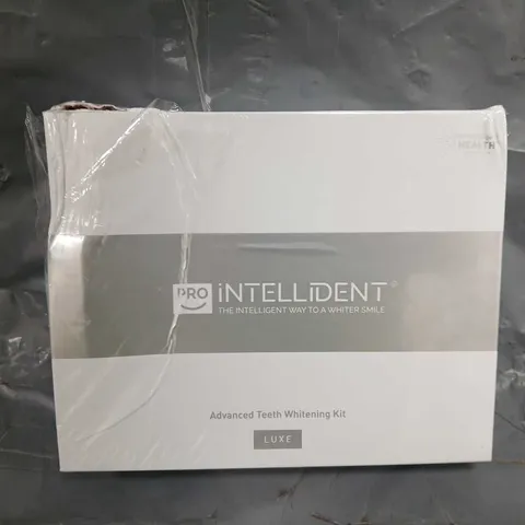 INTELLIDENT ADVANCED TEETH WHITENING KIT