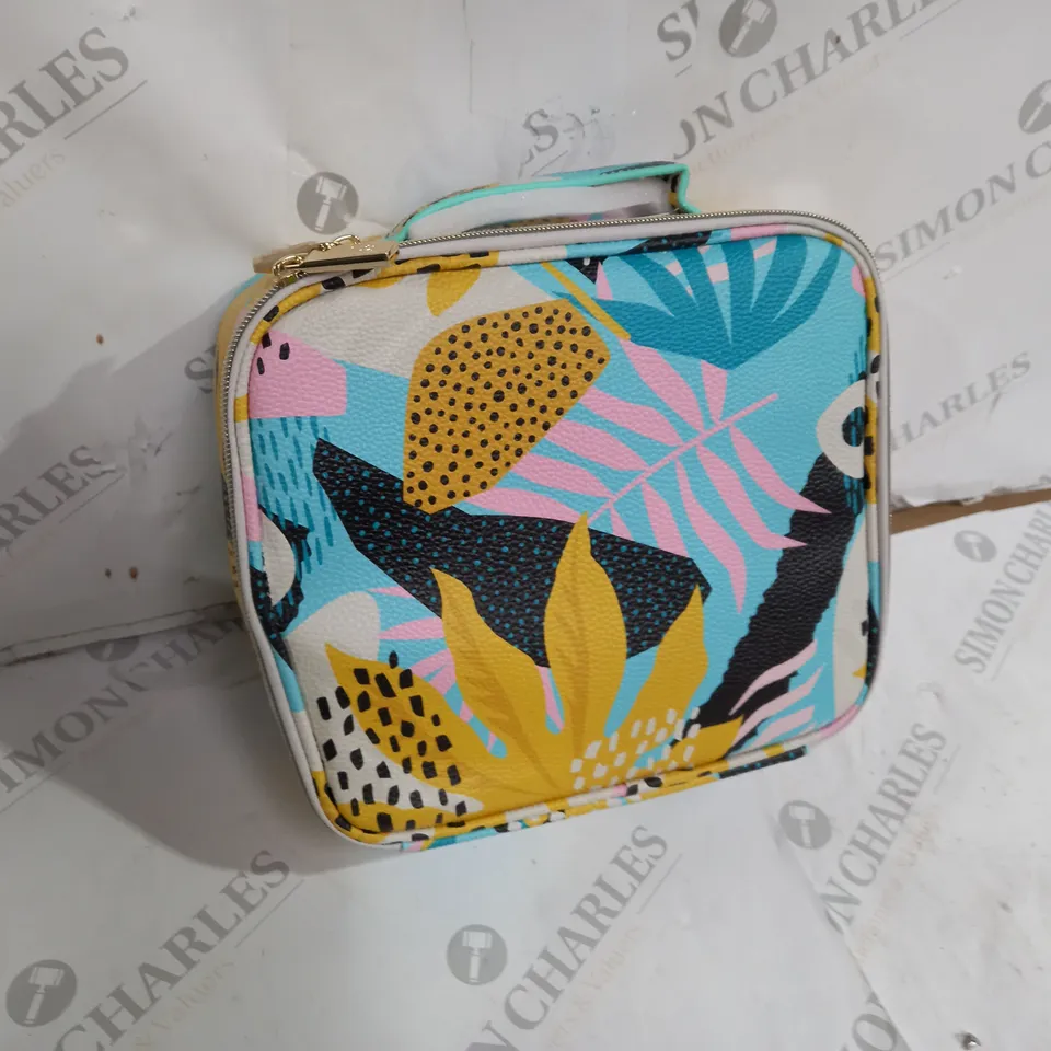 TILI MAKE UP ORGANISER MAKE UP BAG