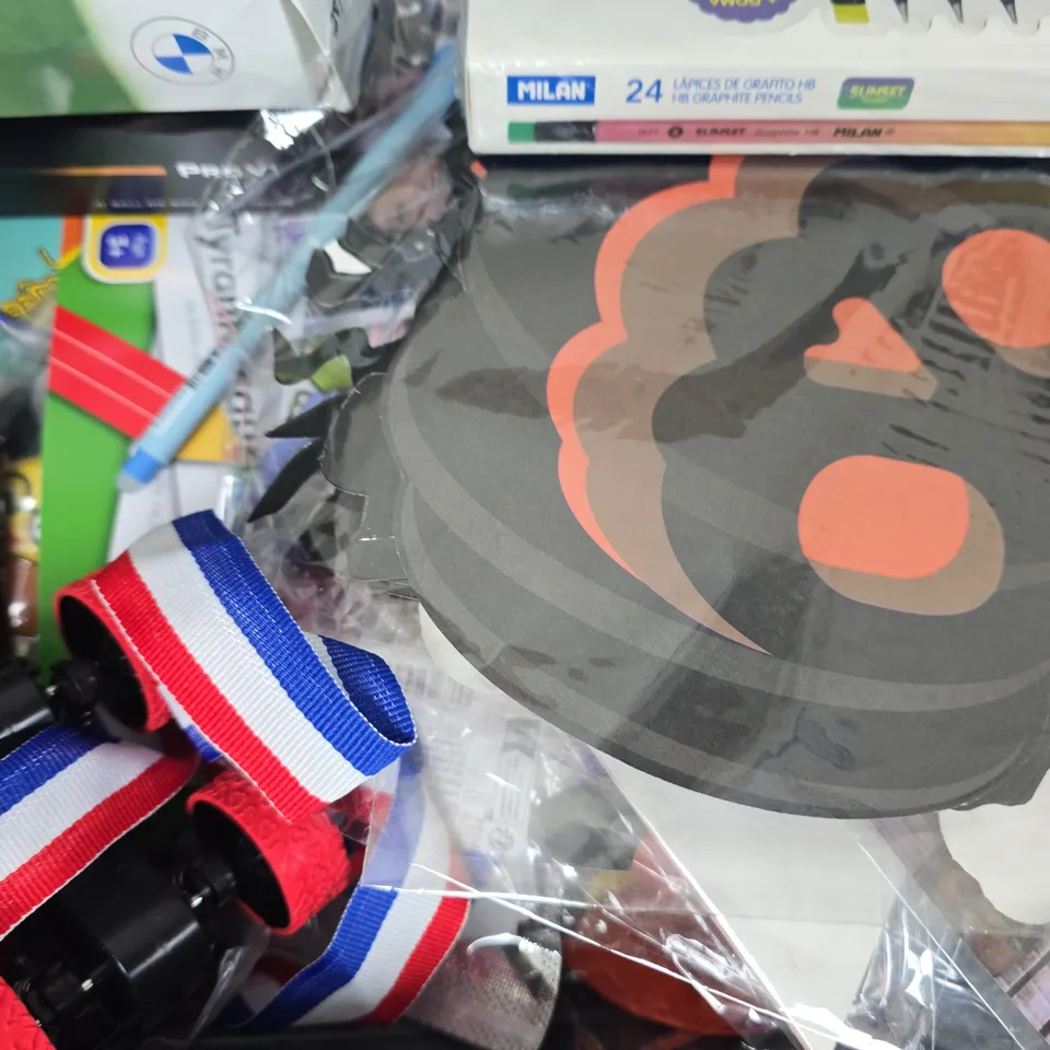 APPROXIMATELY 10 ASSORTED TOYS AND GAMES TO INCLUDE HOT WHEELS, BOB ROSS PLAYING CARDS, ETC