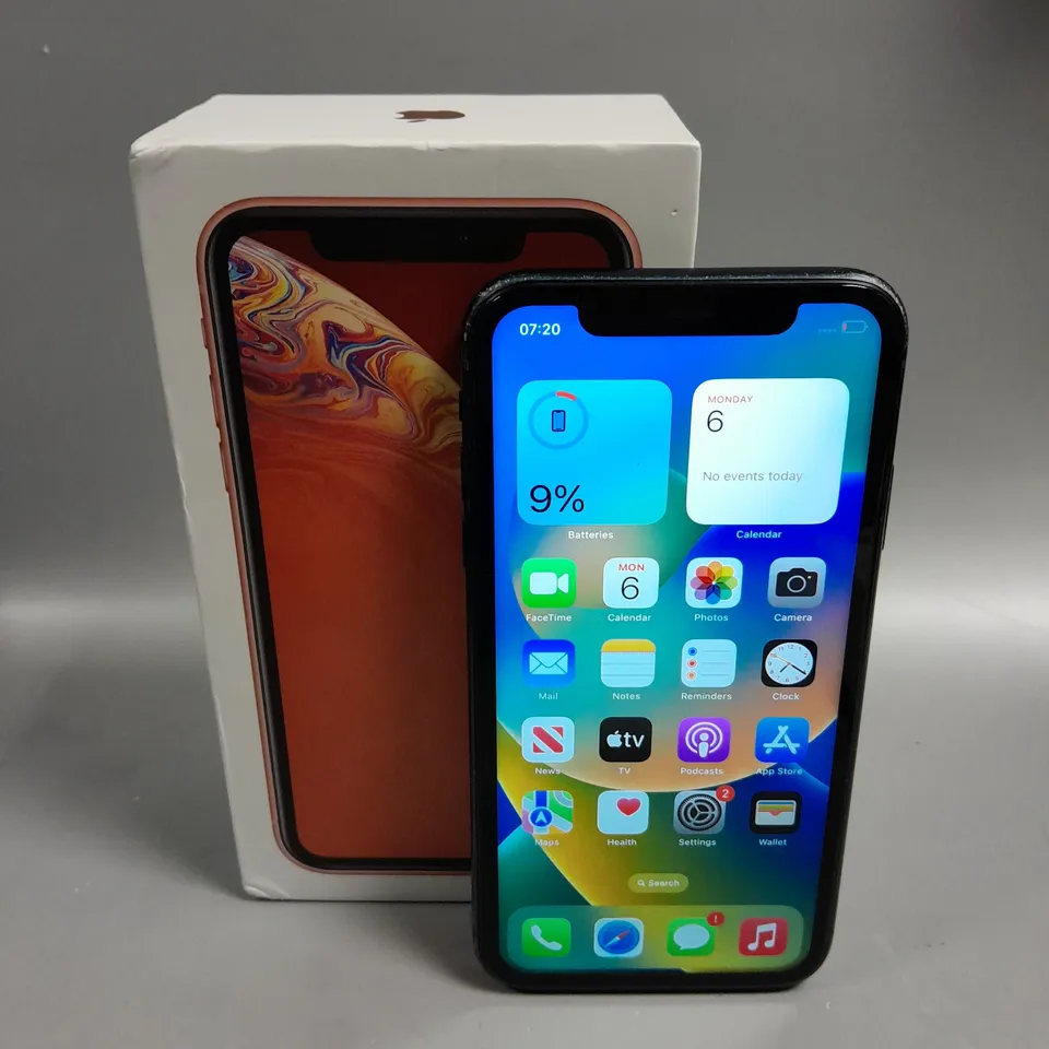 BOXED APPLE IPHONE XR SMARTPHONE 