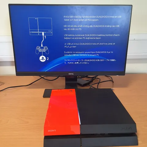 UNBOXED SONY PLAYSTATION 4 CONSOLE IN BLACK/RED