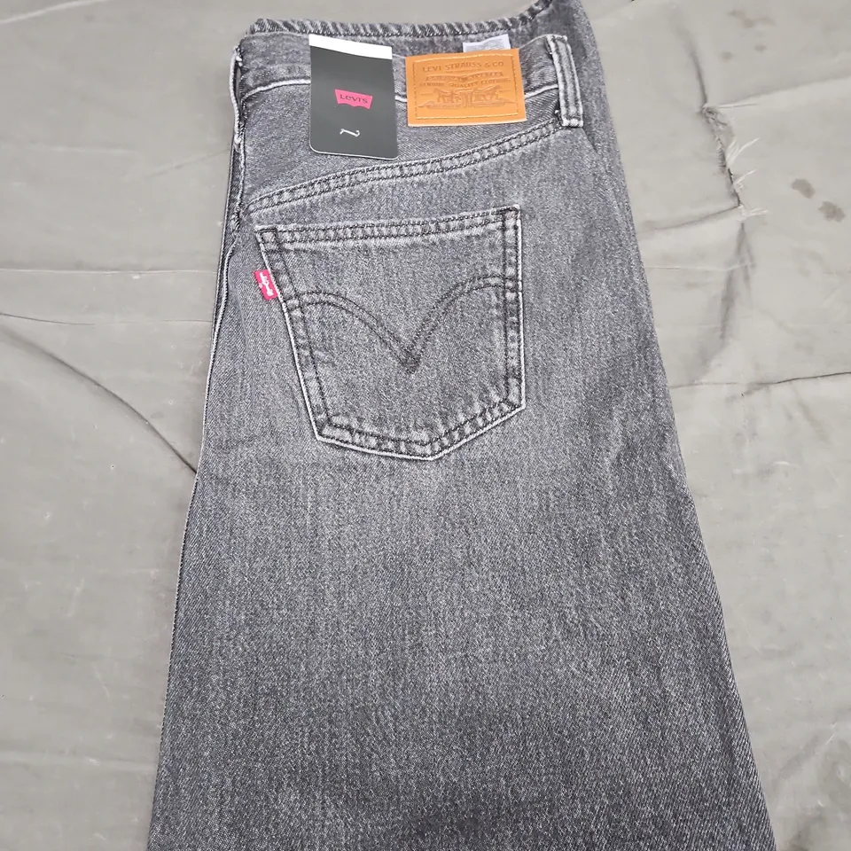 LEVI STRAUSS GREY WASHED DENIM JEANS - SIZE W26