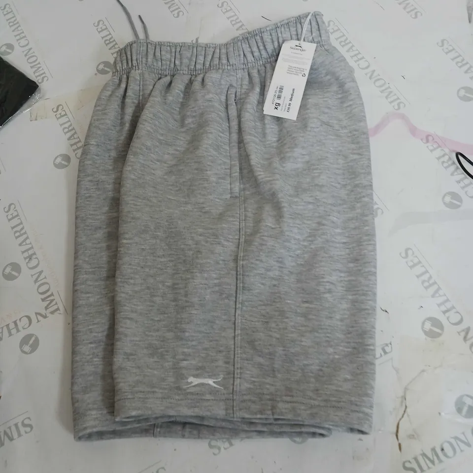 SLAZANGER GREY MARL SHORTS SIZE MEDIUM