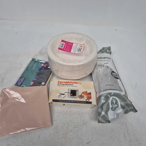 APPROXIMATELY 12 ASSORTED HOUSEHOLD PRODUCTS TO INCLUDE BRABANITA BIN BAGS, FOOGO BOWLS, ZERMOUSE2.0, ETC - COLLECTION ONLY
