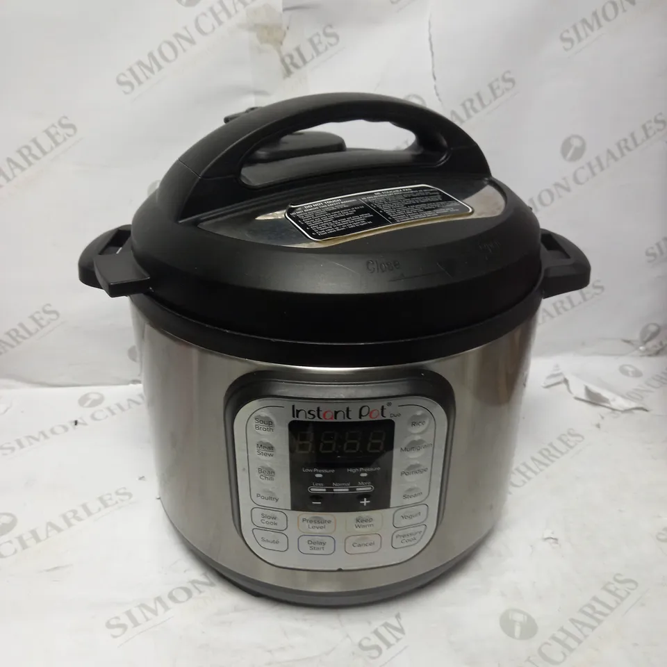 INSTANT POT DUO SMART PRESSURE COOKER