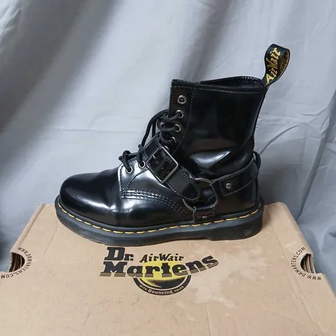 DR. MARTENS 1460 HARNESS BOOTS – BLACK POLISHED SMOOTH LEATHER, UK 5 (EU 38)