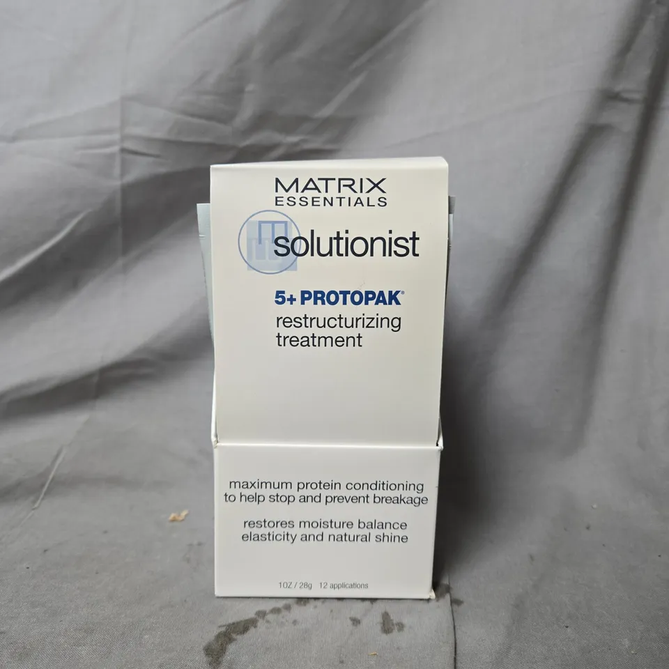 MATRIX ESSENTIALS SOLUTIONIST 5+ PROTOPAK RESTRUCTURING TREATMENT – PACK OF 12 SACHETS - X6 BOXES