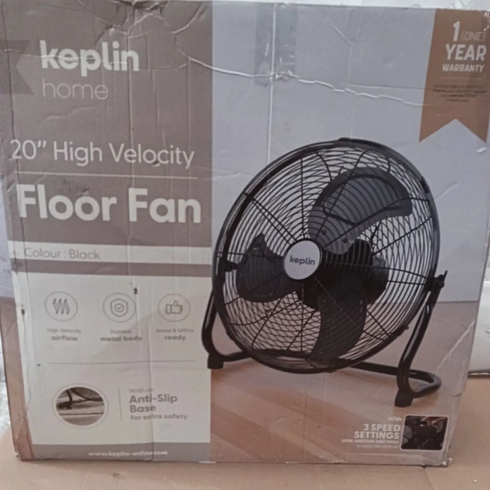 VOYAGER 20" FLOOR FAN