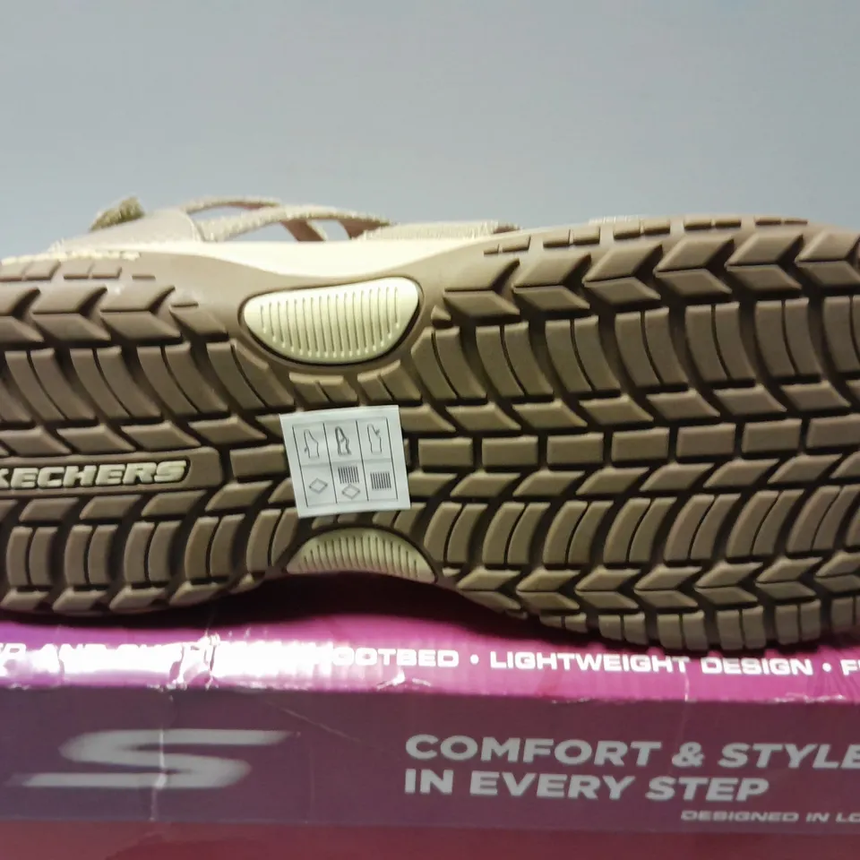 BOXED SKETCHERS GOWALK FISHERMAN SANDALS IN TAUPE - SIZE 6