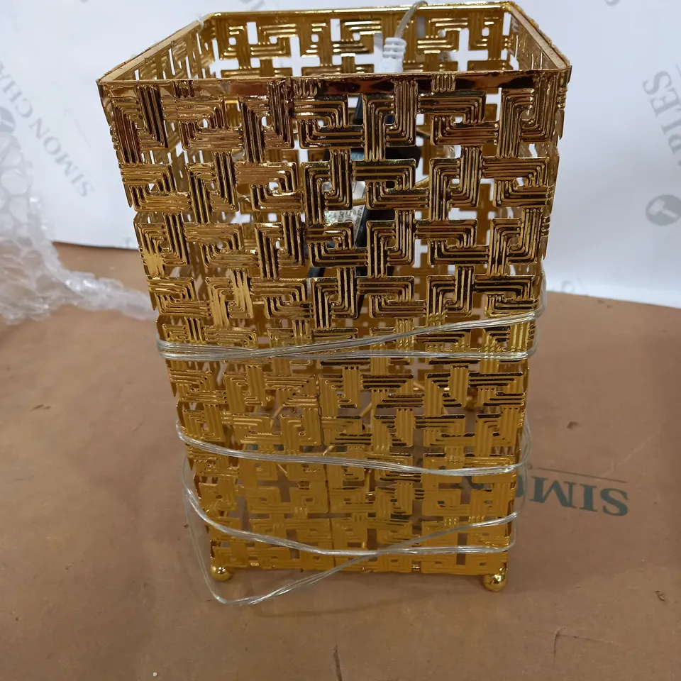 METAL LED TABLE LAMP