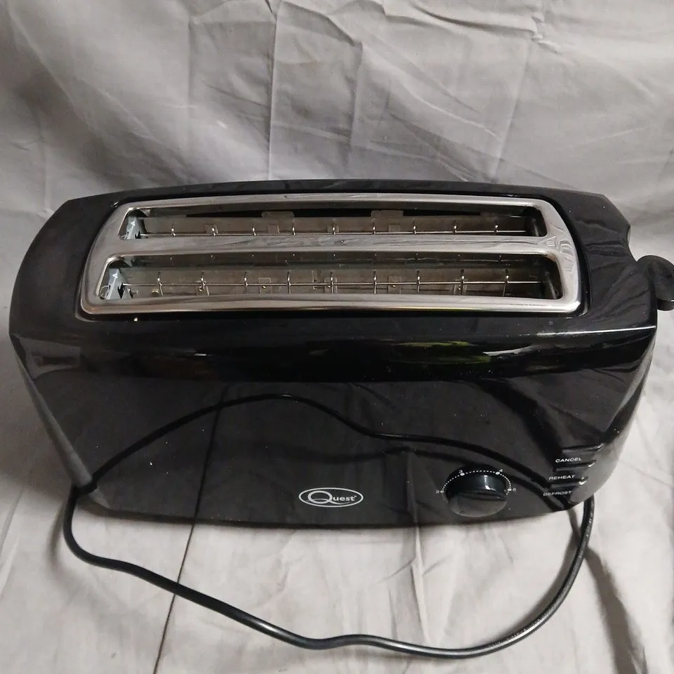 Quest 4 Slice Toaster – Black