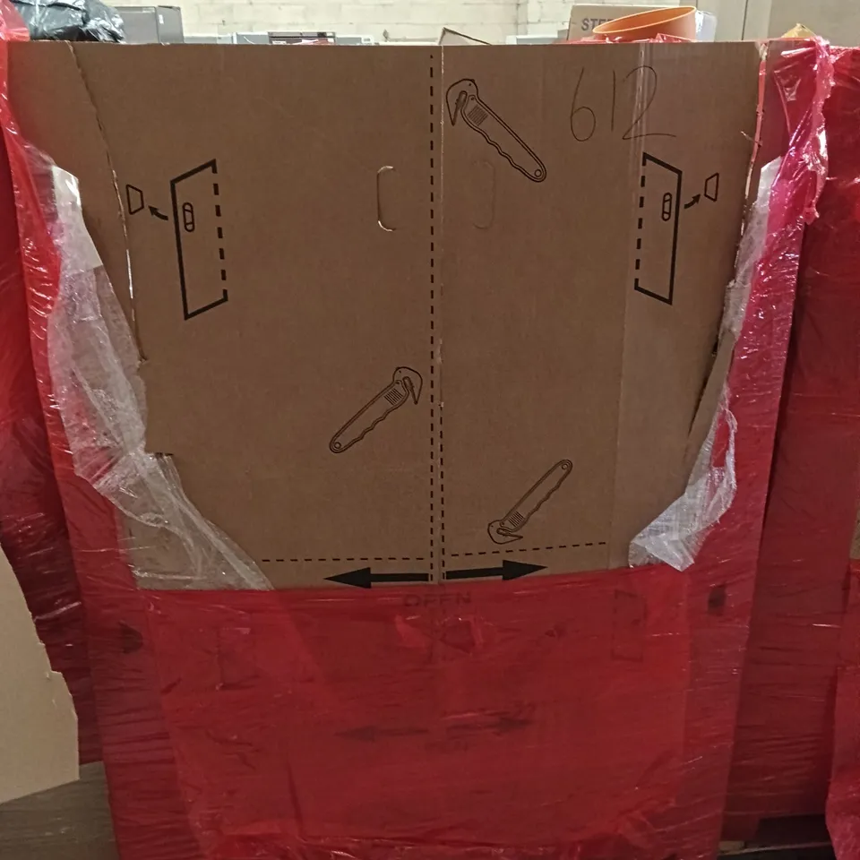 PALLET OF ASSORTED HOUSEHOLD GOODS AND PRODUCTS TO INCLUDE;BIRD FEEDER,BOXED FURNITURE ETC