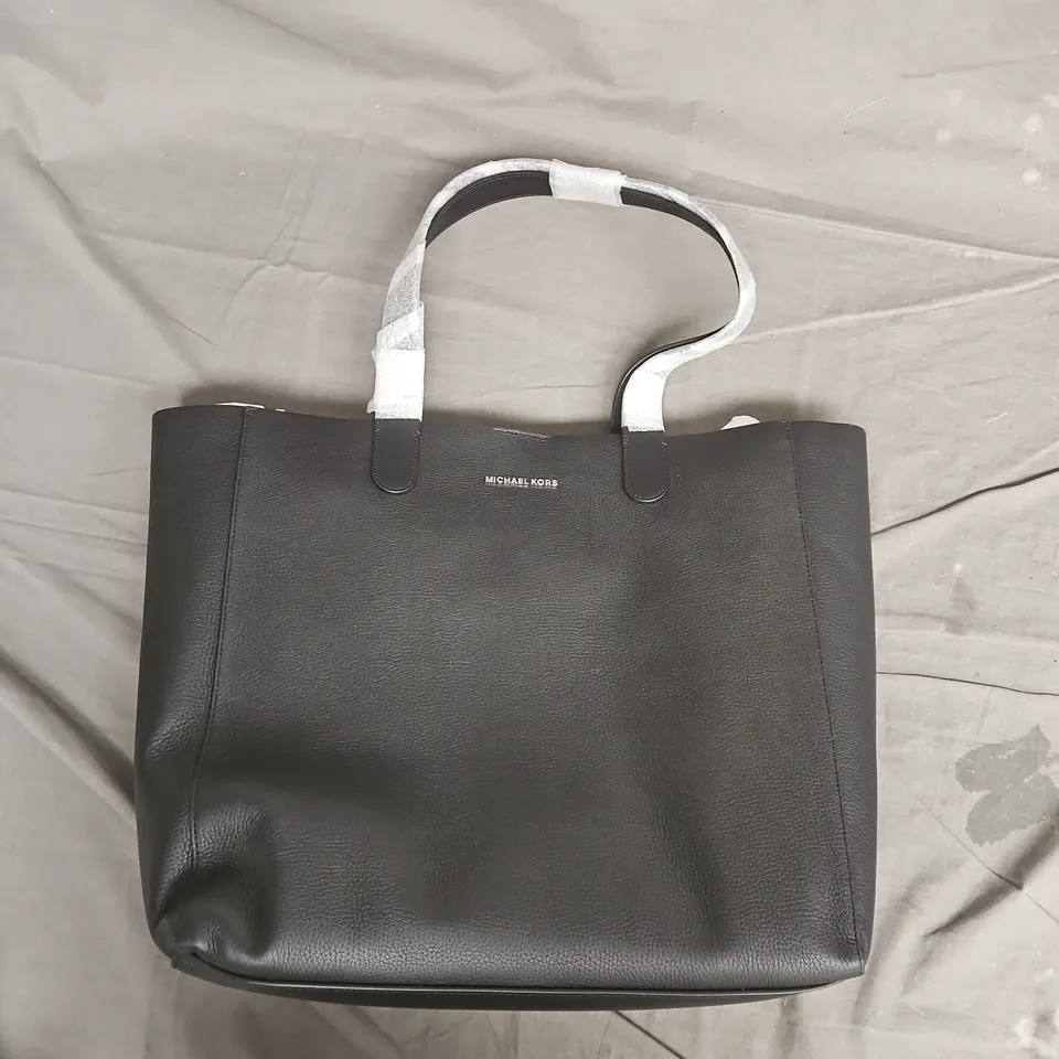 MICHAEL KORS TOTE BAG IN BLACK