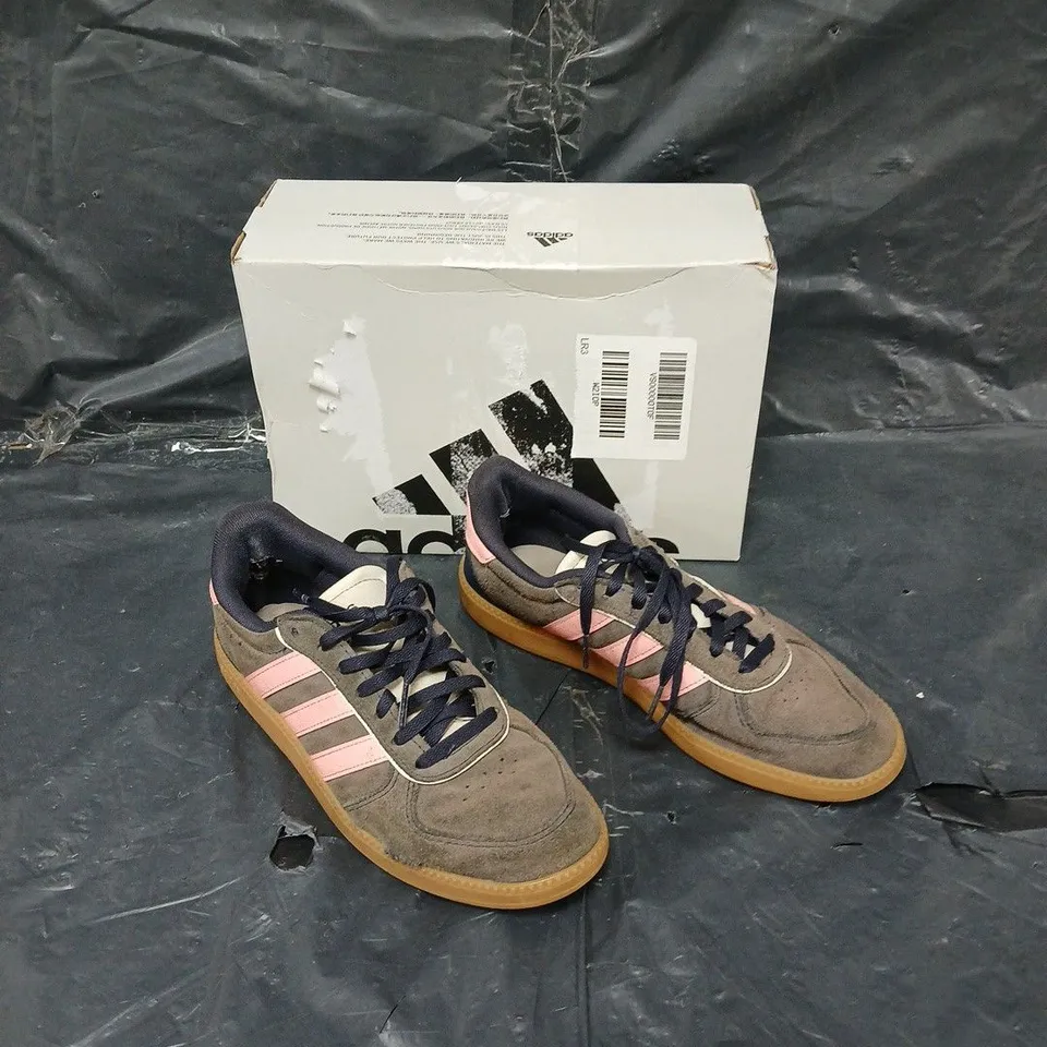 BOXED PAIR OF ADIDAS SPORTSWEAR WOMEN'S BREAKNET SLEEK SUEDE TRAINER - NAVY/PINK - UK 6