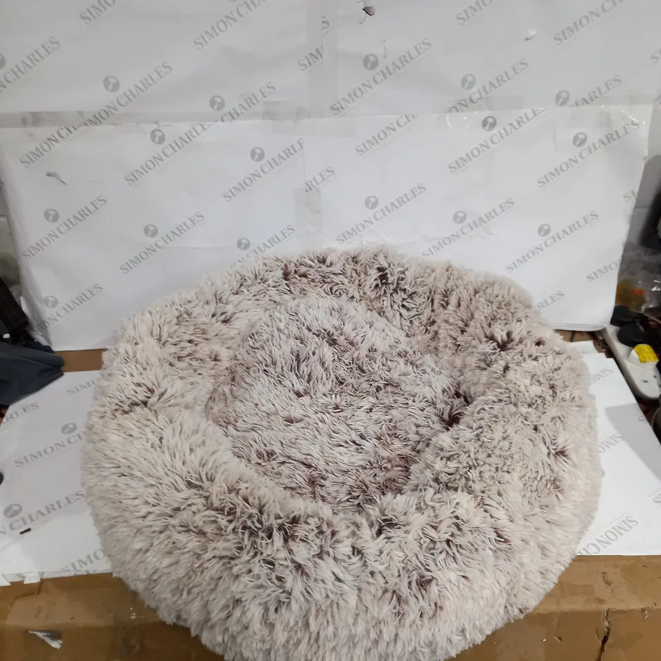 COZEE PAWS, FLUFFY ODOUROLOGY DOG BED TRIPPED CHOCOLATE LARGE 