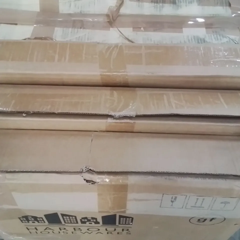 BOXED FOLDING METAL BEACH CHAIRS (SET OF 6) - 1 ITEM
