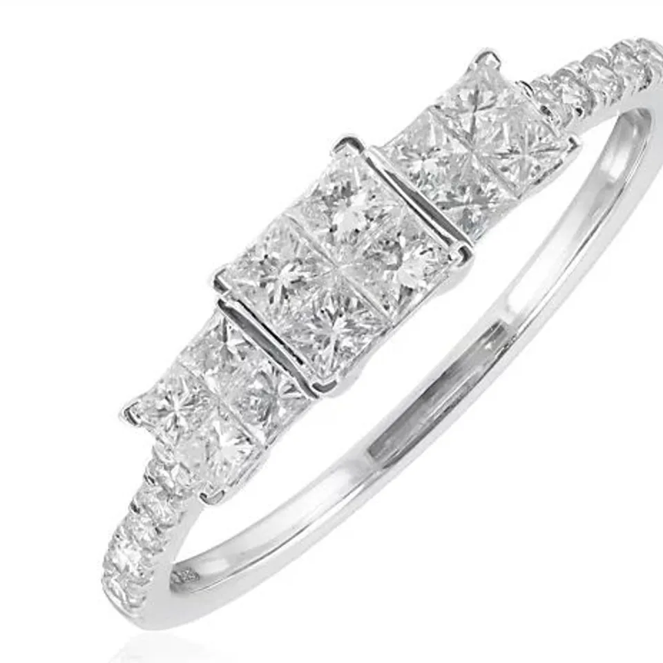 OUTLET 1CT PRINCESS & ROUND CUT TRILOGY RING 14CT GOLD