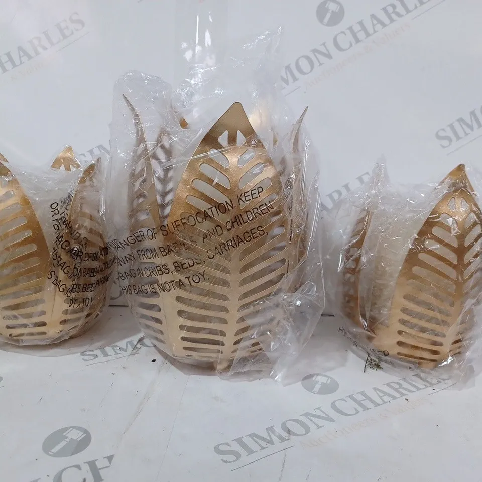 ALISON CORK SET OF CANDLE HOLDERS WITH LED CANDLES GOLD