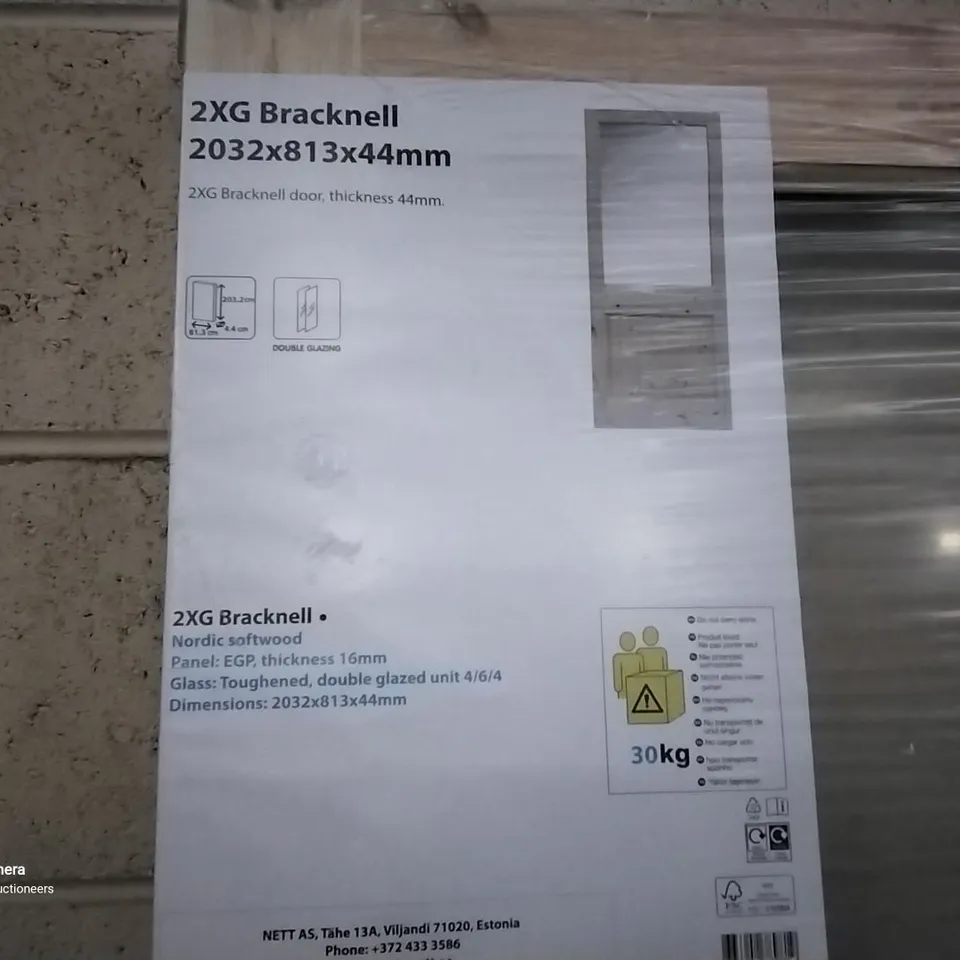 2XG BRACKNELL HALF GLAZED DOOR IN NORDIC SOFTWOOD 2032X813X44MM 