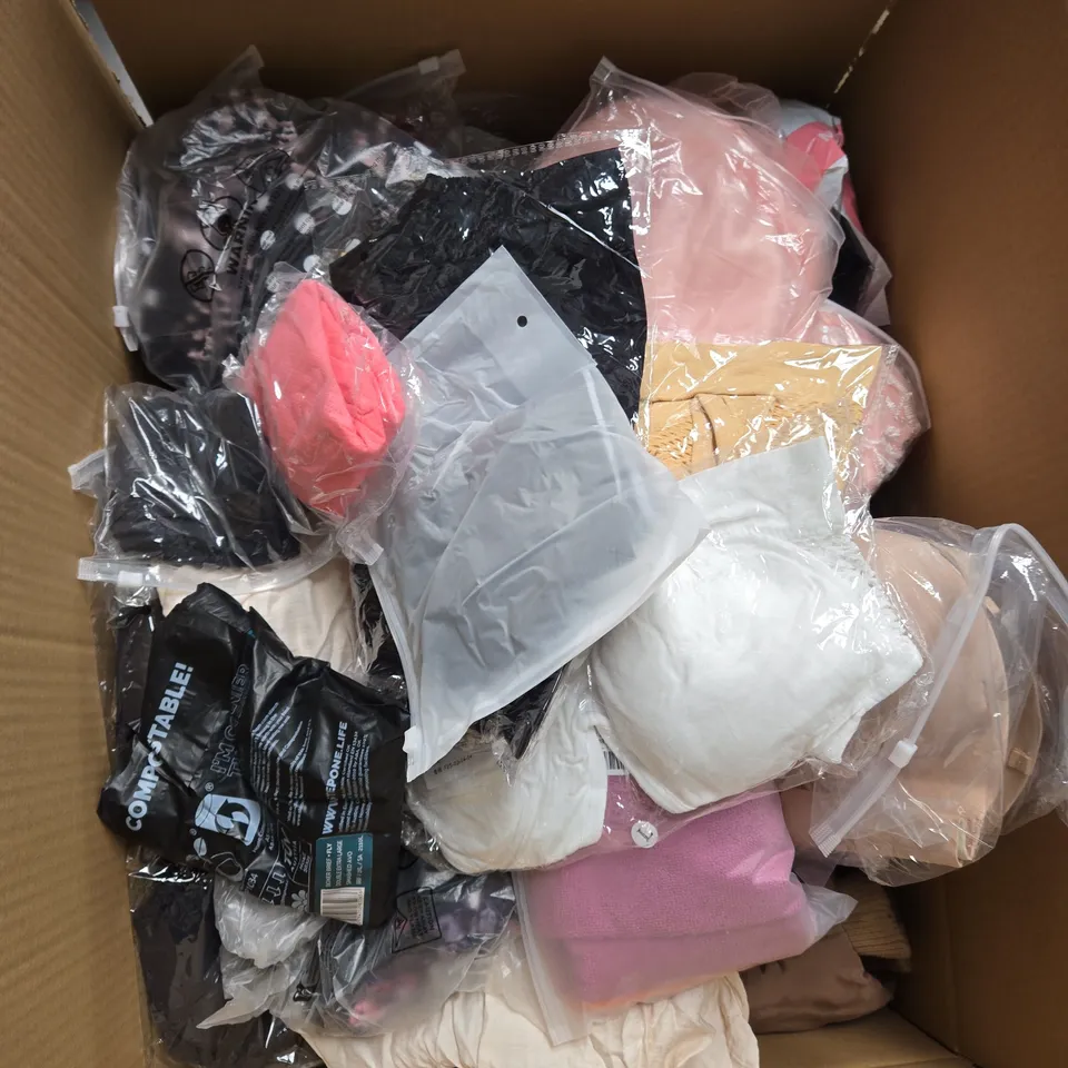 LARGE BOX OF ASSORTED CLOTHING ITEMS IN VARIOUS SIZES, STYLES AND COLOUR 