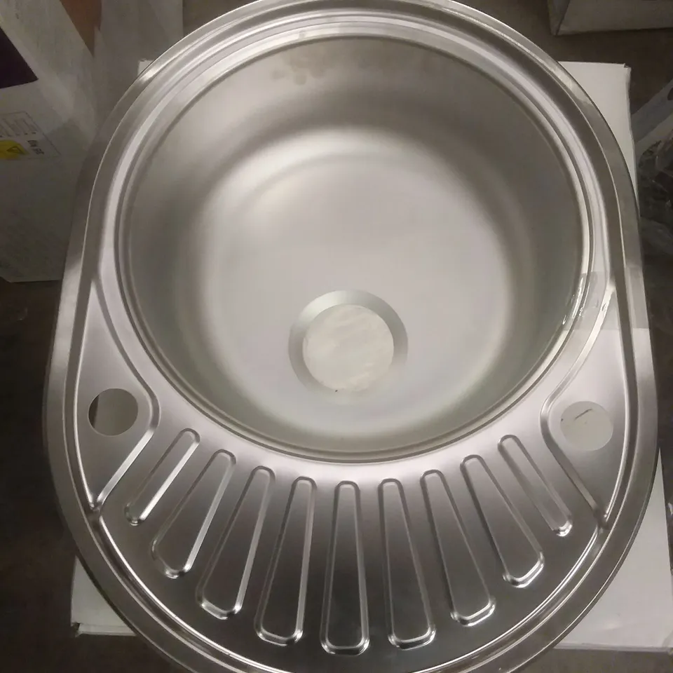 BOXED 1 BOWL SINK AND SMALL DRAINER - CHROME 57.5 x 44.5CM