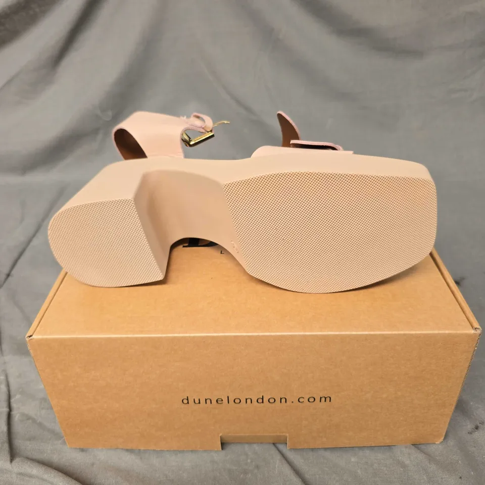 BOXED PAIR OF DUNE LONDON JENIES BUCKLE PLATFORM HEEL SHOES - 7