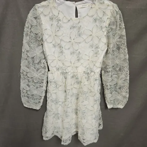 RESERVED DRESS IN IVORY MULTI SIZE 158CM/13YRS