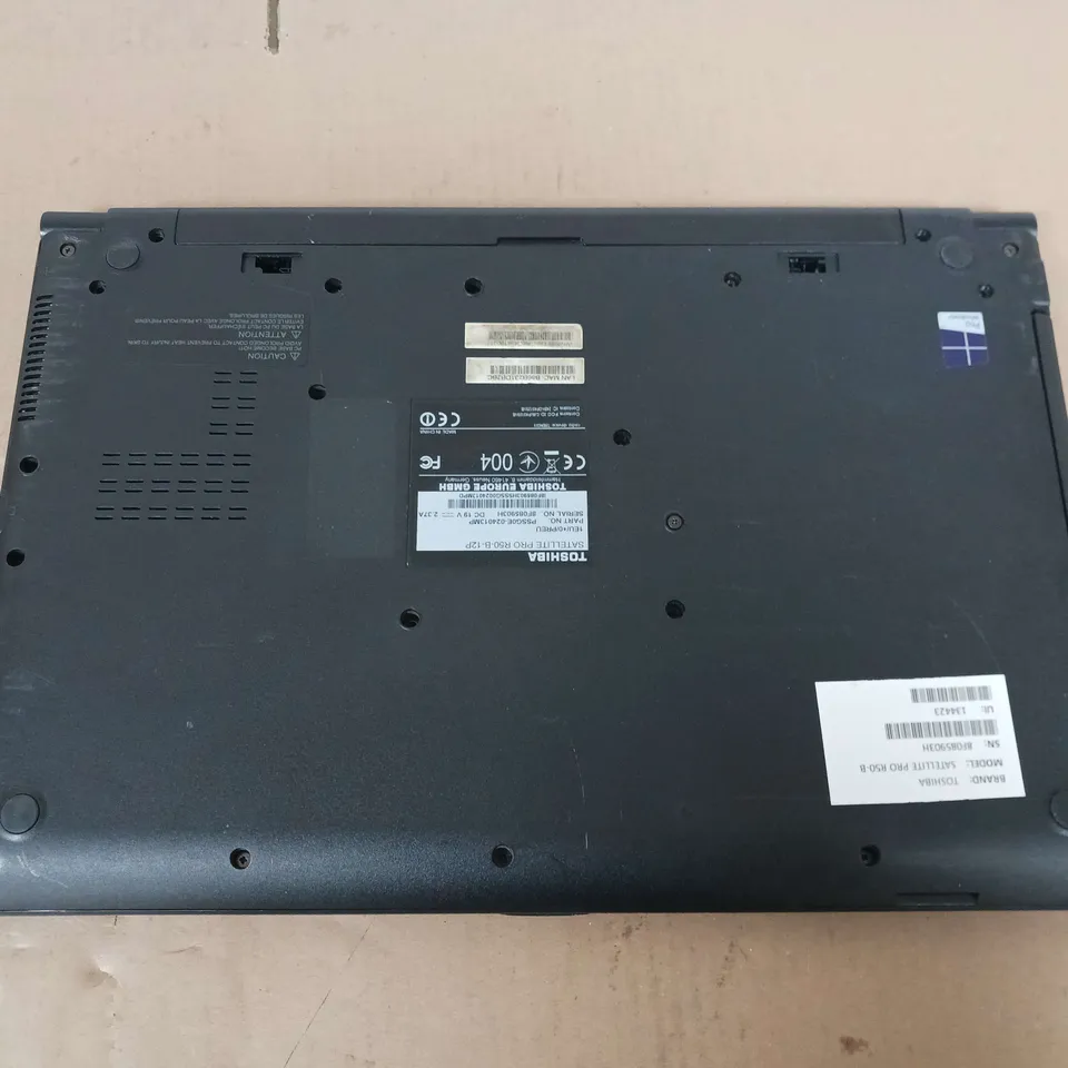 TOSHIBA SATELLITE PRO R50-B 15 INCH	I3-4005U 1.70GHZ