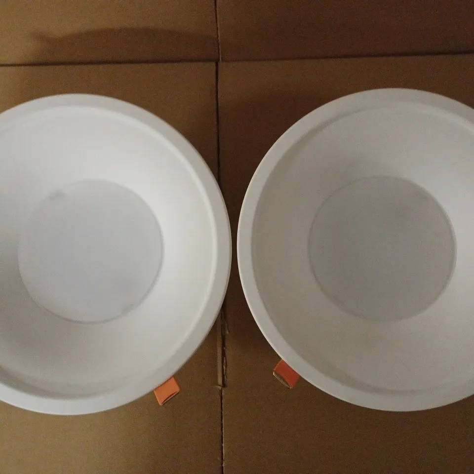 LOT OF 2 BRAND NEW LED ROUND 20W DOWNLIGHT 3K (WL79300-3K)